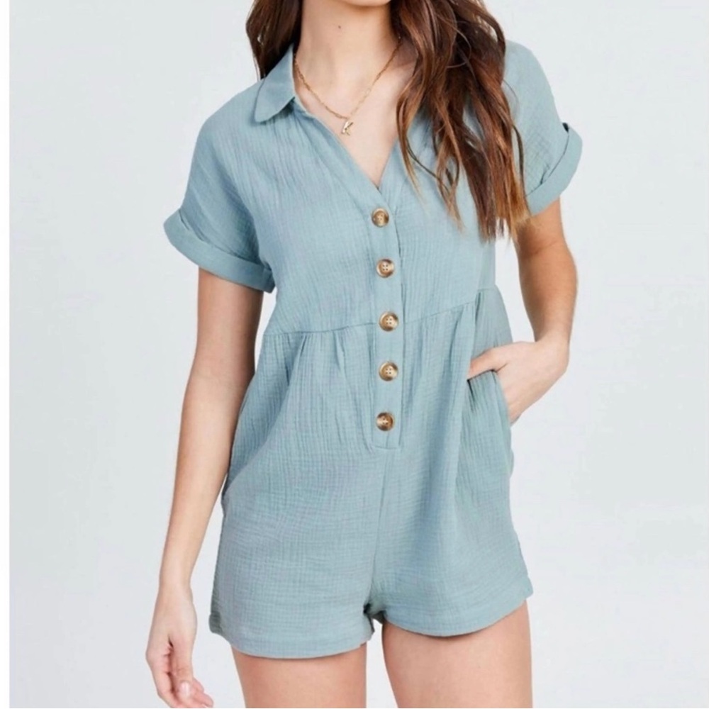 Hem & Thread Light blue short sleeve denim blue romper with brown buttons